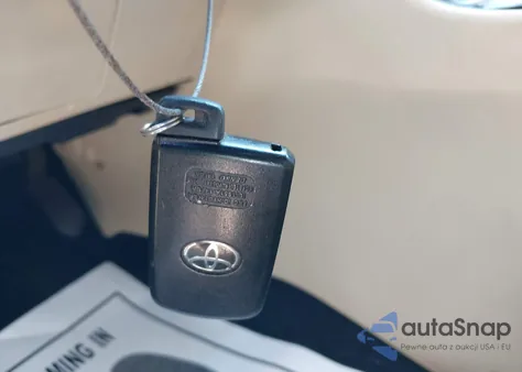 2015 Toyota Highlander Xle V6 из США, поврежденный, VIN 5TDKKRFH3FS074068